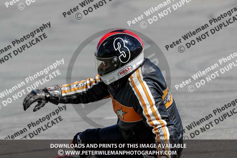 donington no limits trackday;donington park photographs;donington trackday photographs;no limits trackdays;peter wileman photography;trackday digital images;trackday photos